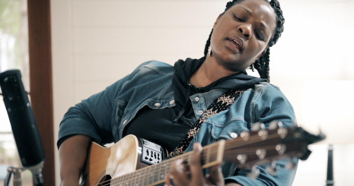 Kyshona 750 Folk Alley Session